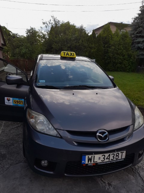 MAZDA 5